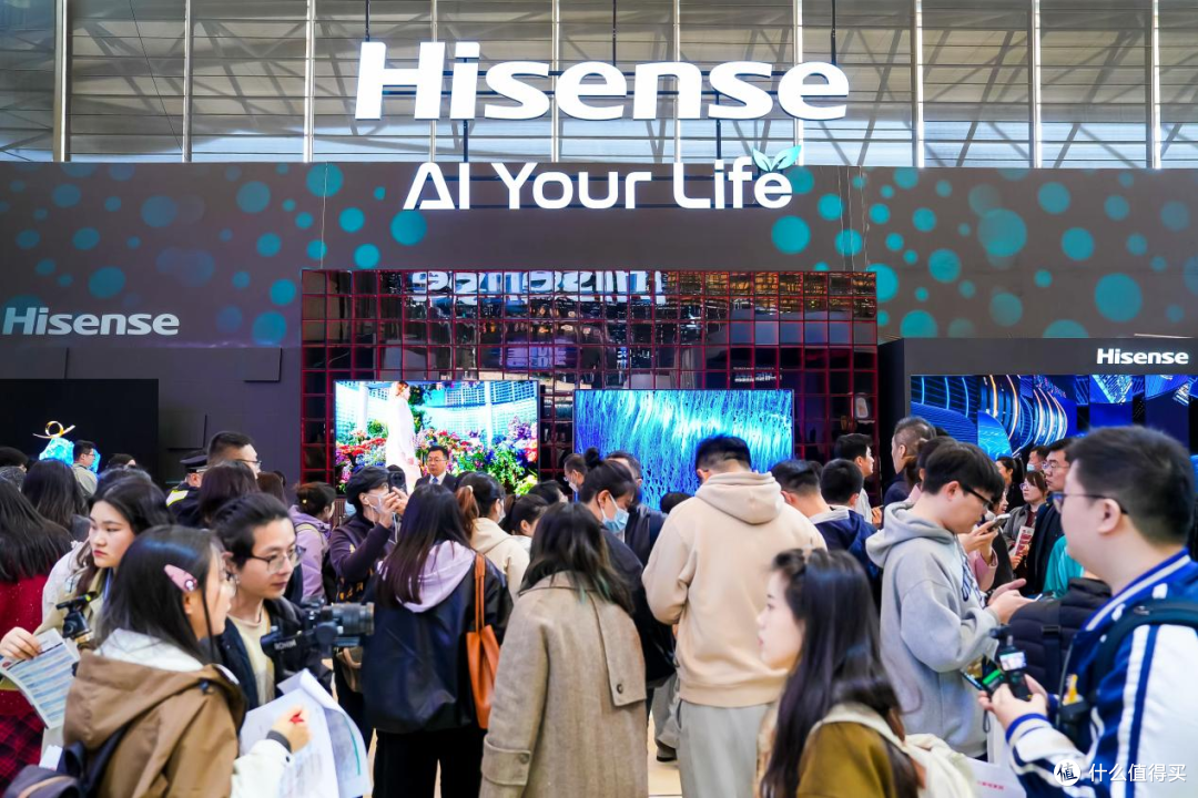 海信116英寸RGB-Mini LED电视UX惊艳亮相AWE 2025