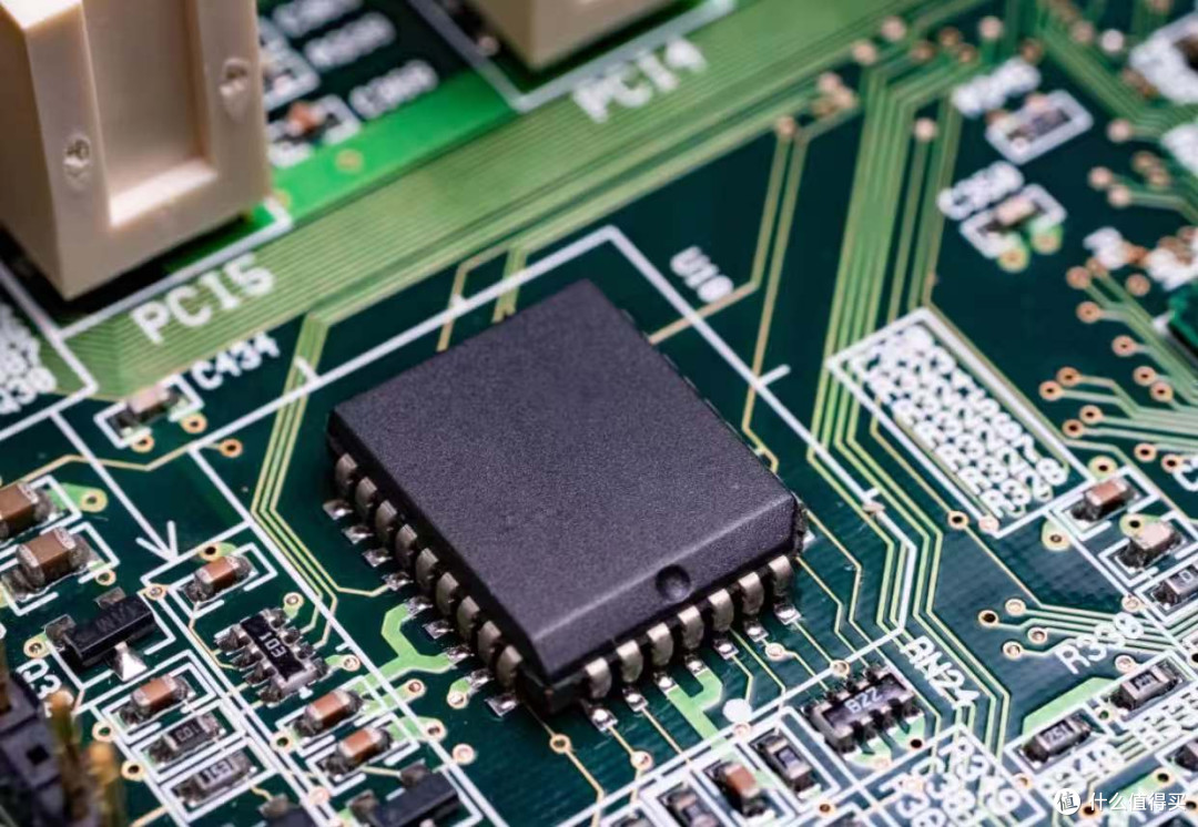 在闲鱼上淘 CPU,价格确实诱人,可一不小心就容易买到翻新货。
