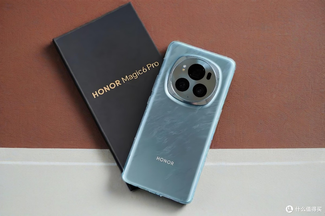跌价2230元!旗舰四芯+四主摄+16GB+1TB,荣耀发力了
