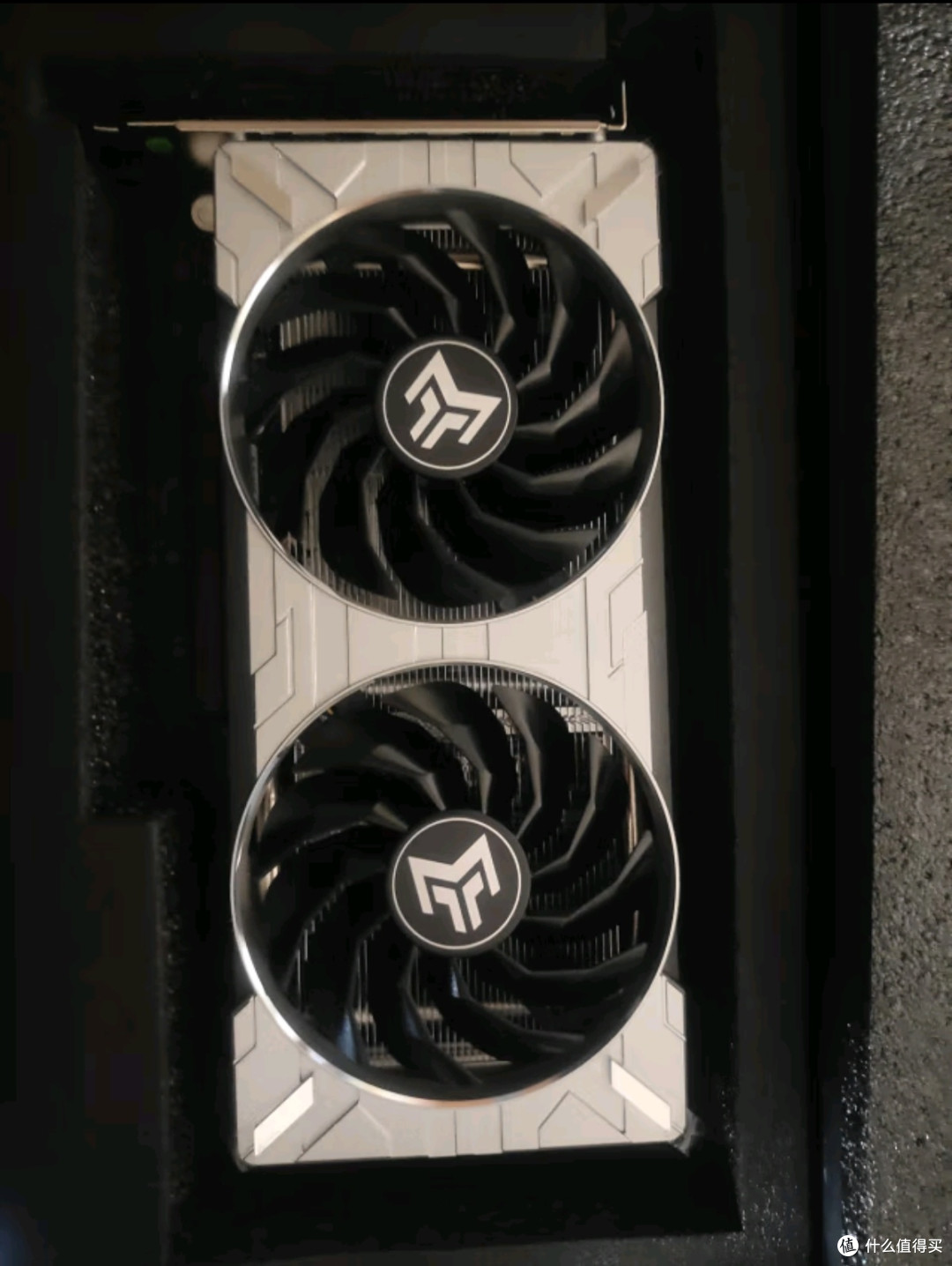 影驰GeForce RTX 4060 DLSS 3 黑悟空