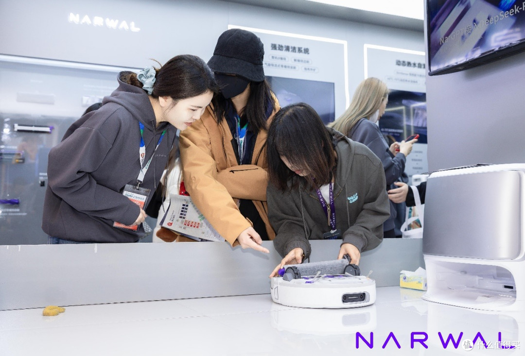 直击AWE2025:云鲸发布多款智能清洁新品,强势席卷AI清洁革命