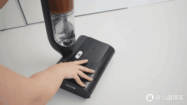 AWE 2025！HIZERO赫兹这波创新开启新赛道！HIZERO超级新品F300扫拖一体机分享