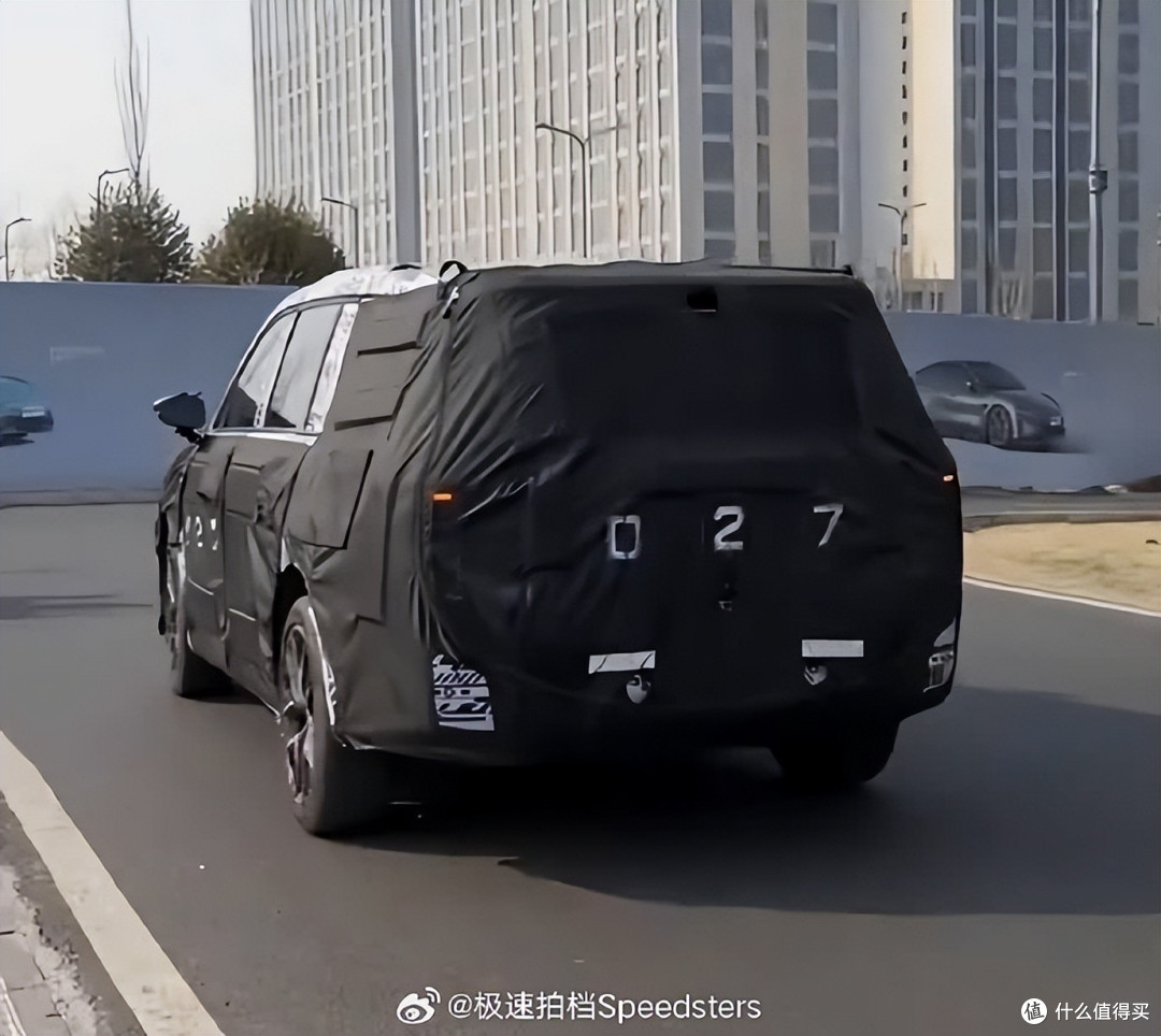 小米新车!首款增程SUV谍照曝光,小米增程车杀入15万级市场?