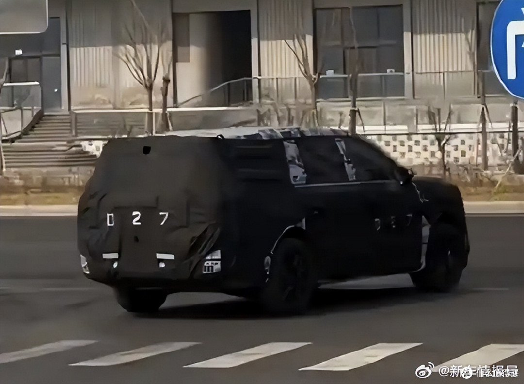 小米新车!首款增程SUV谍照曝光,小米增程车杀入15万级市场?
