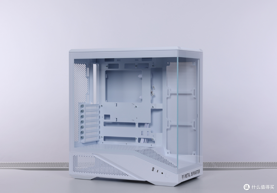 全白主题，颜值性能都拉满！9800X3D+5080金属大师显卡装机
