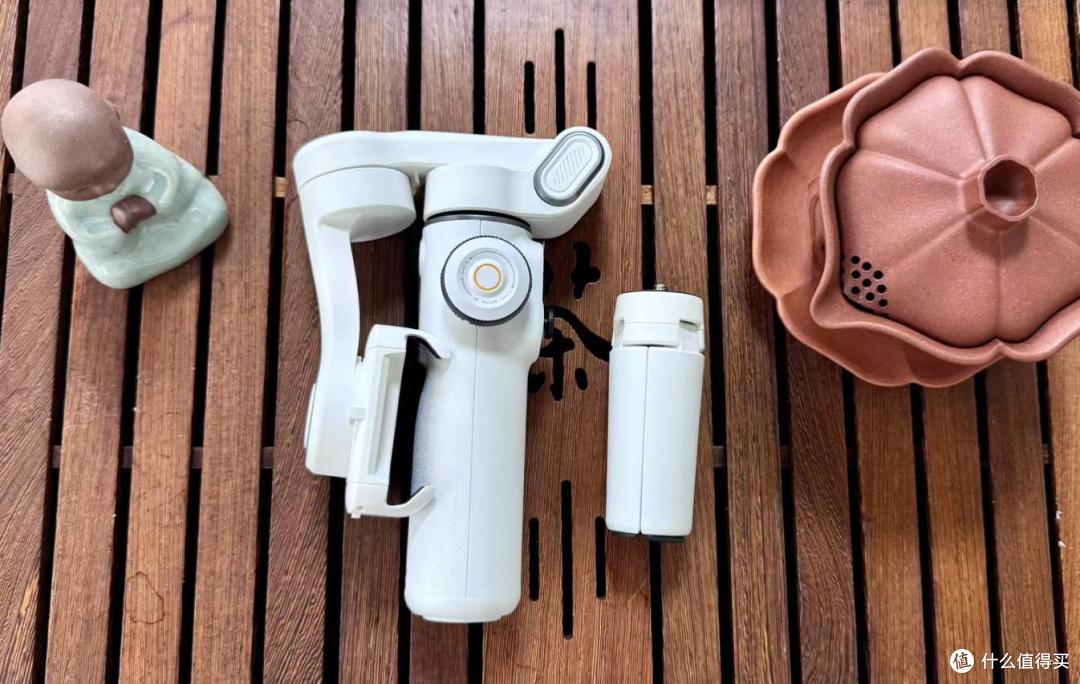 奥川Smart X2手机稳定器实测:小白也能轻松拍出电影大片