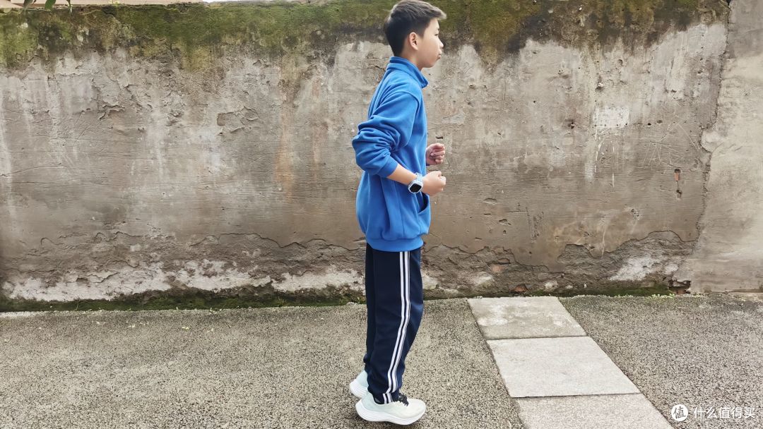 开学季必备:一出手就不凡,小米生态链新品,REDMI儿童手表实测