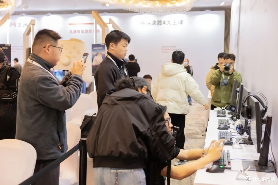 北通智能游戏手柄星闪款发布,以技术创新重塑玩家竞技体验