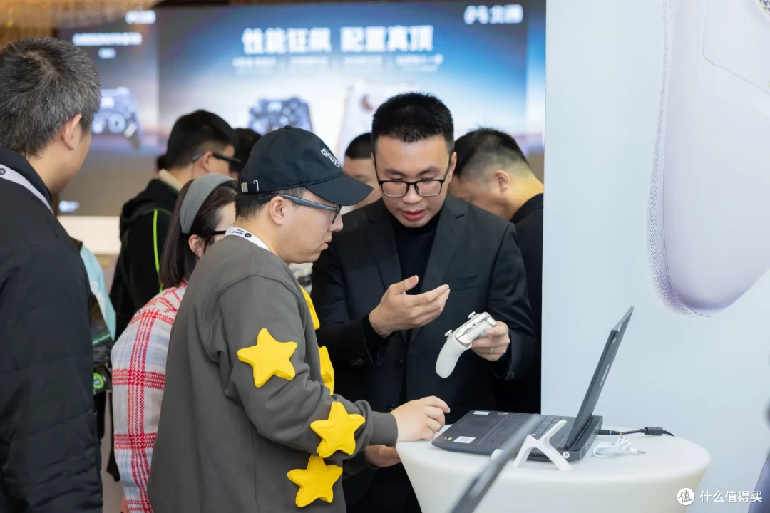 北通智能游戏手柄星闪款发布,以技术创新重塑玩家竞技体验