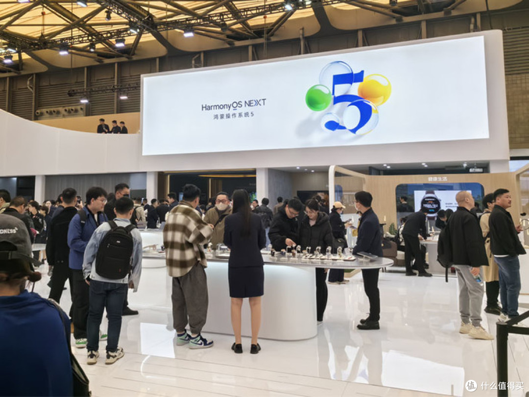 2025 AWE:华为智慧屏闪耀登场,开启智慧视听新时代