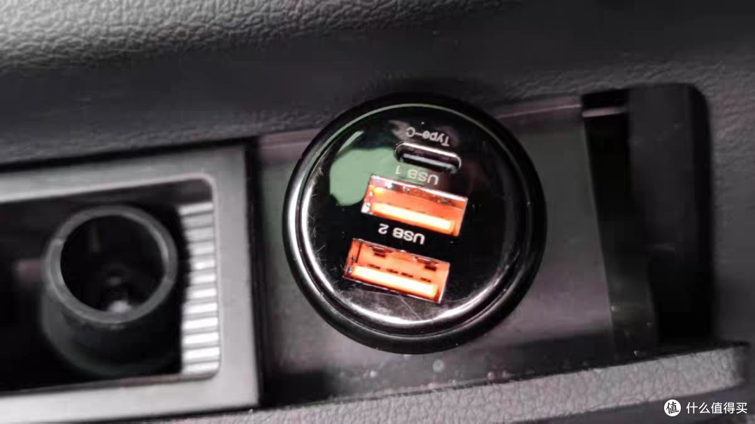 适用丰田车载充电器凯美瑞雷凌卡罗拉RAV4亚洲龙汉兰达点烟器USB