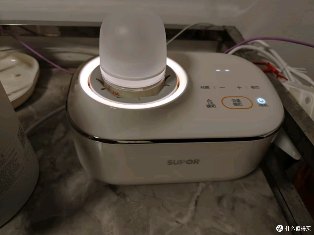 苏泊尔NQ06B摇奶器温奶器：一键智享育儿新体验