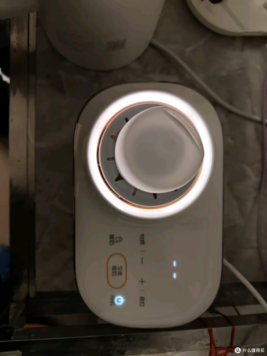 苏泊尔NQ06B摇奶器温奶器：一键智享育儿新体验