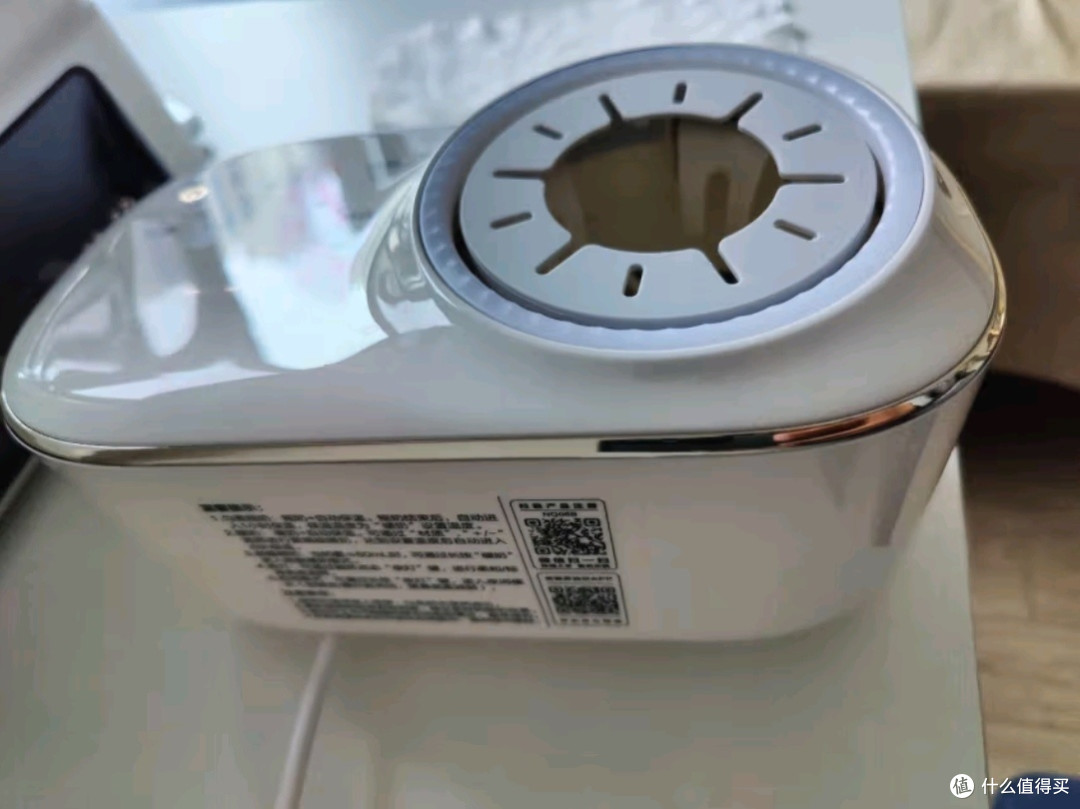 苏泊尔NQ06B摇奶器温奶器：一键智享育儿新体验