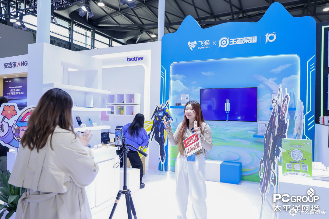 飞猫AWE 2025揭秘:智联未来,技术革新与跨界合作的完美邂逅
