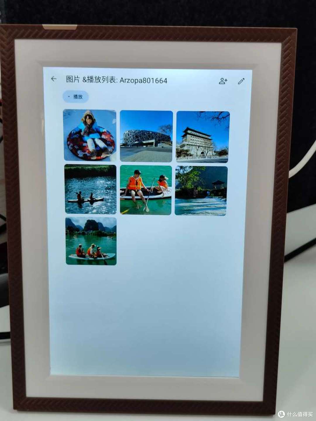 办公室桌面上的治愈革命:阿卓帕电子相册屏深度体验