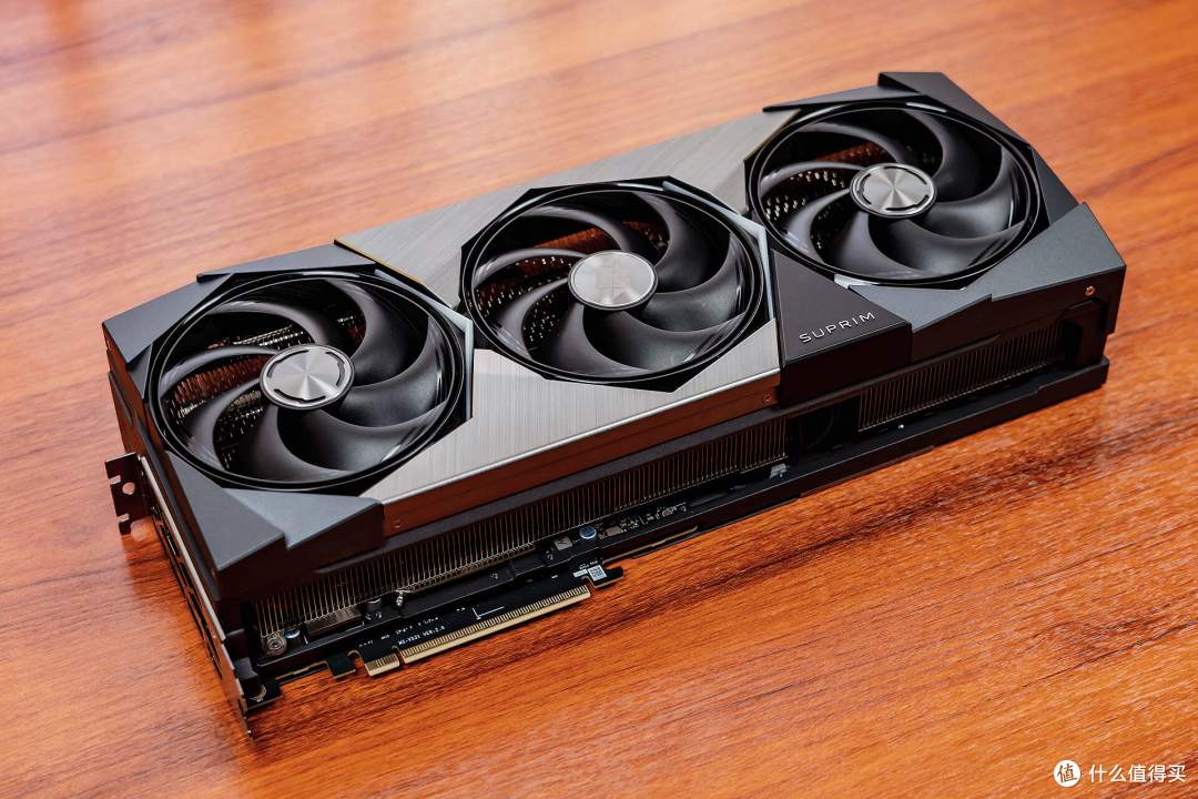 战力超群的六边形战士，微星RTX 5080 SUPRIM 超龙SOC深度体验