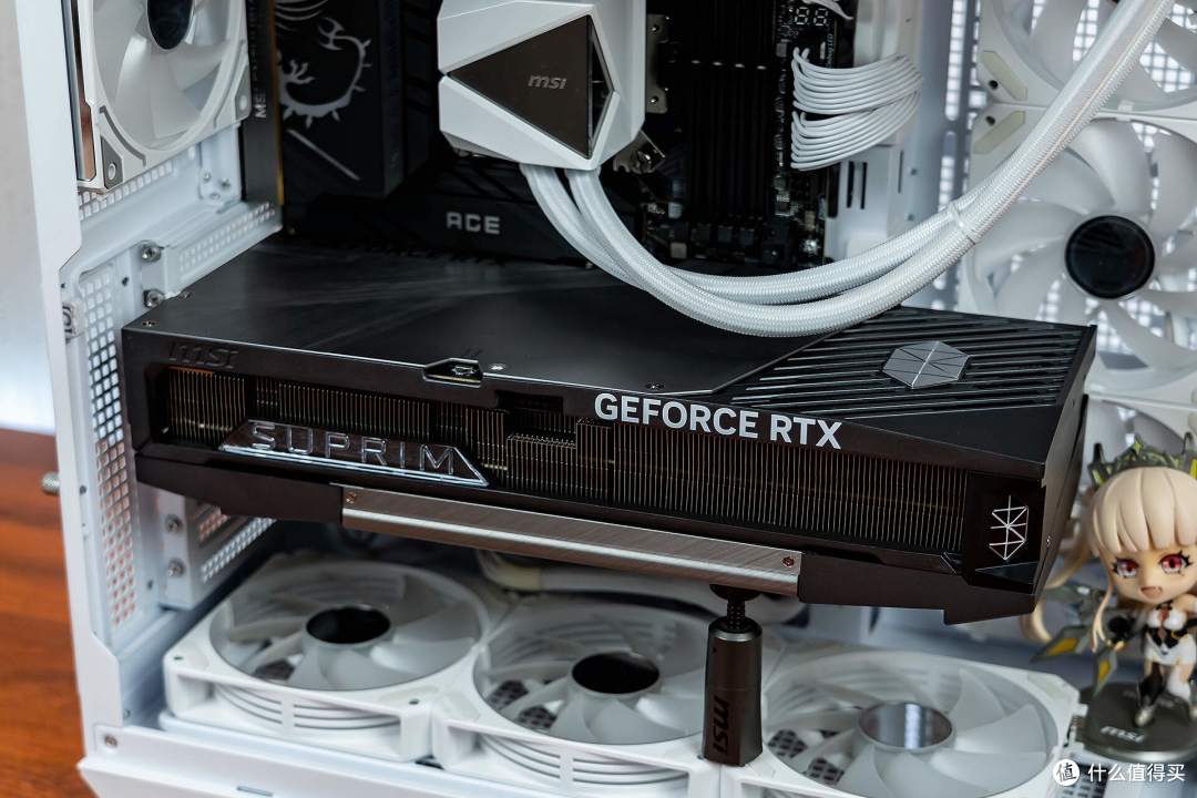 战力超群的六边形战士，微星RTX 5080 SUPRIM 超龙SOC深度体验