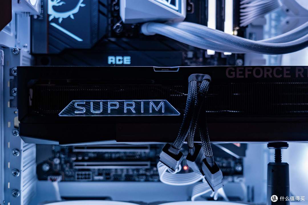 战力超群的六边形战士，微星RTX 5080 SUPRIM 超龙SOC深度体验