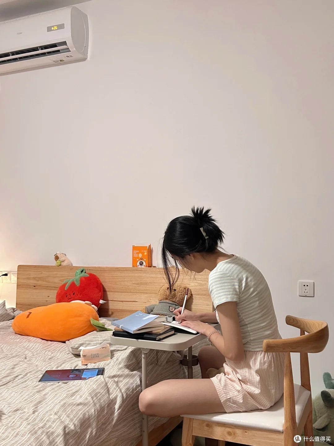 看了天津一女太太的家,才知什么叫极简,卧室连床都没有,真干净
