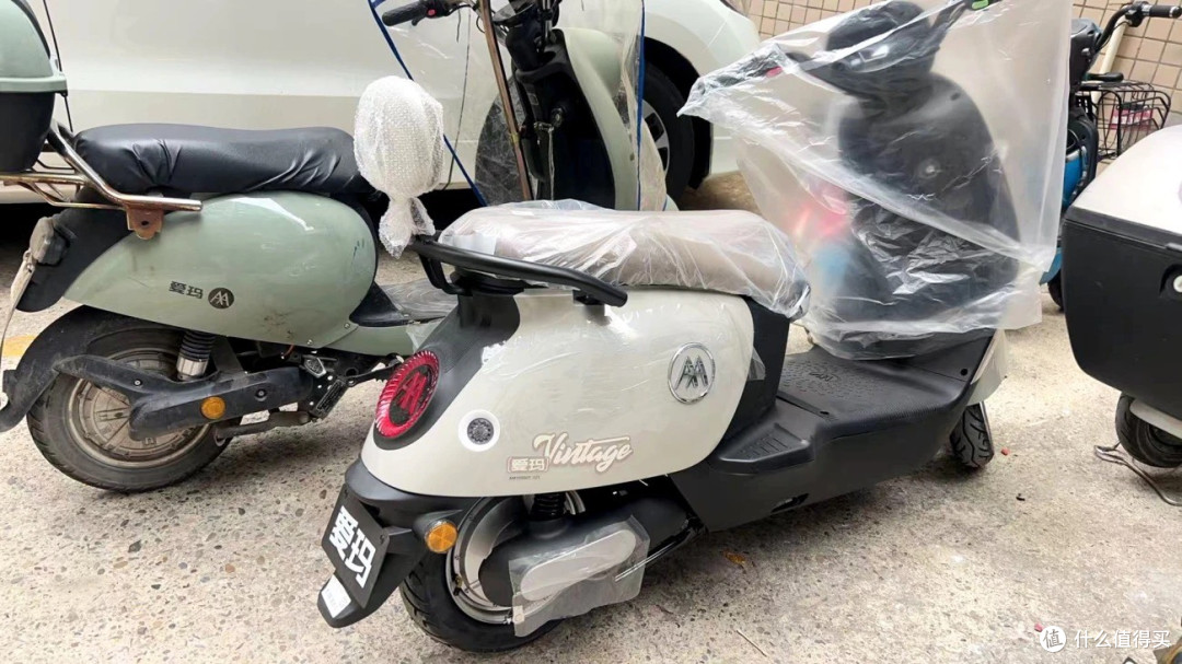 骑上我的爱玛小电驴:速度与续航的双重惊喜体验