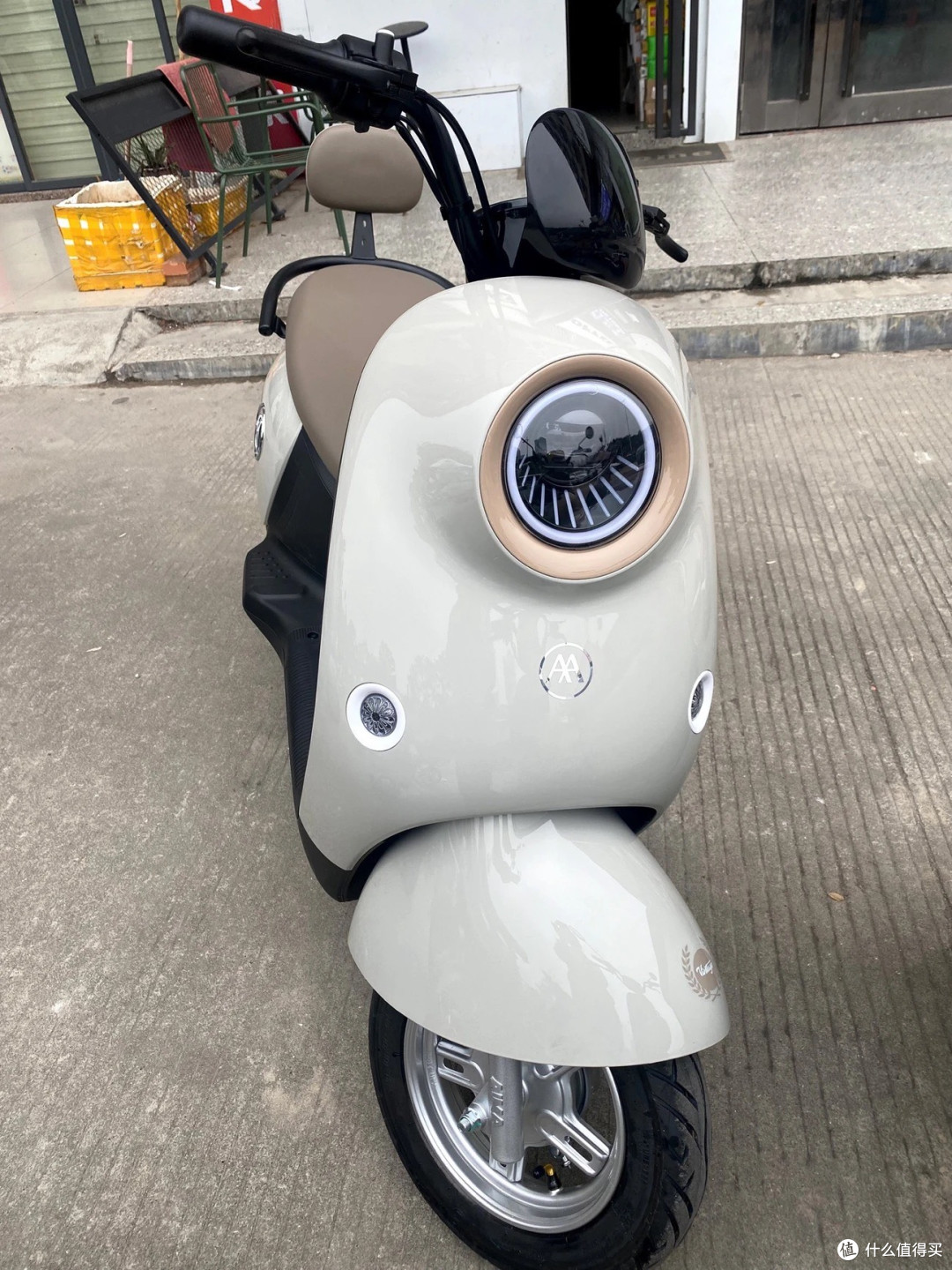 骑上我的爱玛小电驴:速度与续航的双重惊喜体验