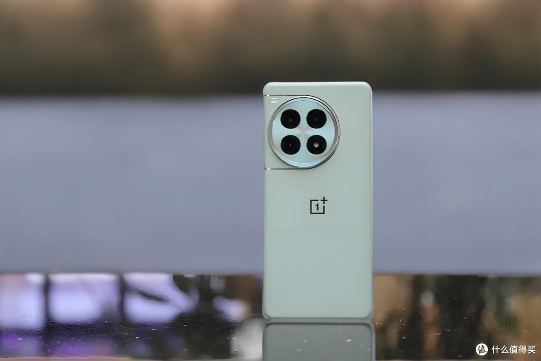 16GB+512GB跌至1986元,6100mAh+骁龙8Gen3,OPPO真正性价比机皇