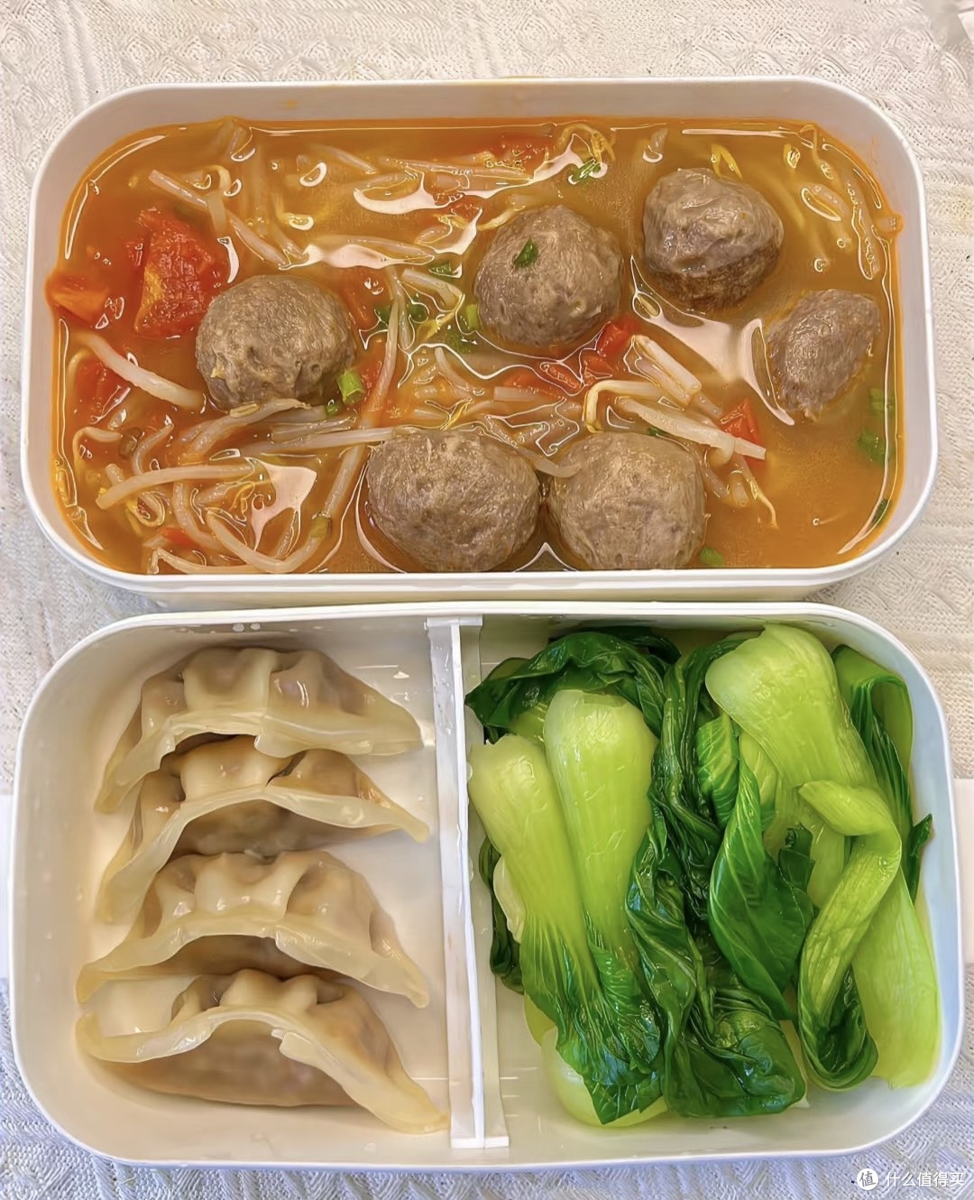 户外野餐新体验:自制便当,让春日时光更有滋味