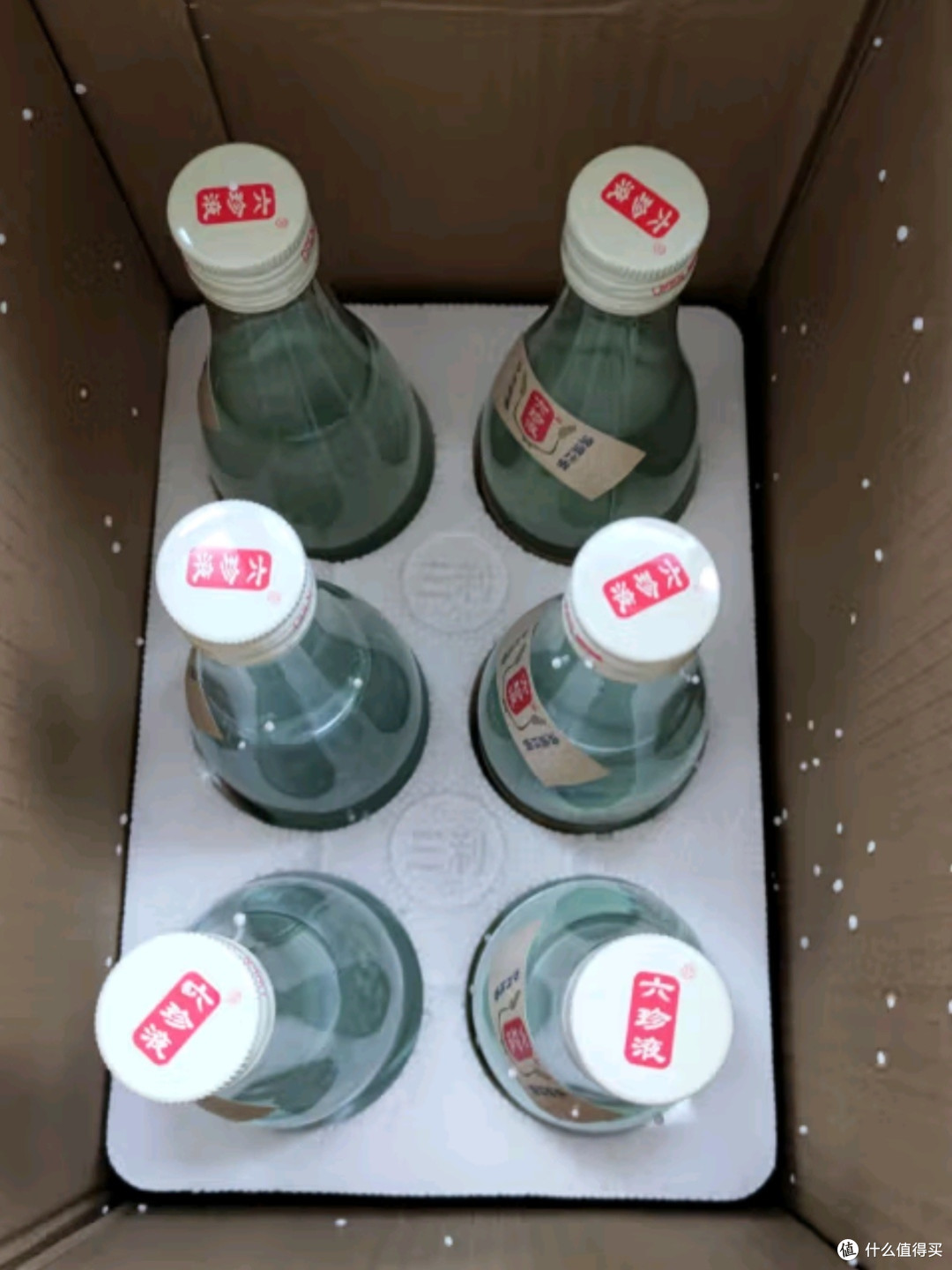 六珍液高粱白:品味纯粮之韵,尽享浓香之旅