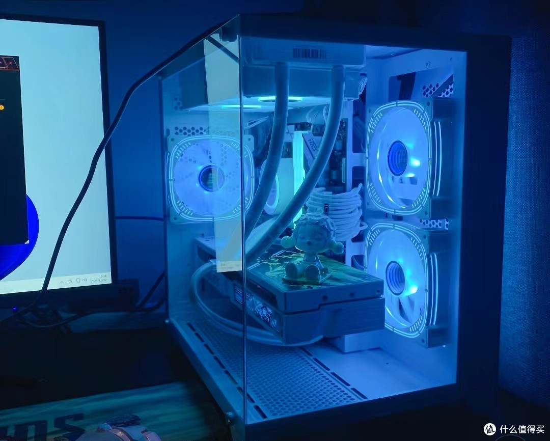 七彩虹iGame RTX 4060 Ti Ultra:游戏与设计的硬核伙伴