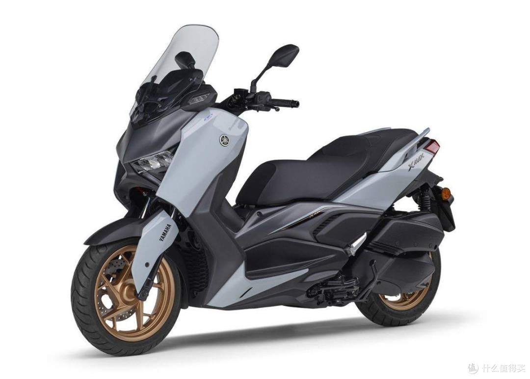 雅马哈2025款XMAX摩托车