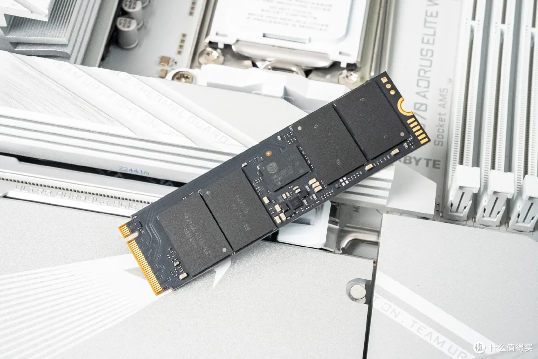 1TB低至359,大厂品质!佰维M350新品固态测评