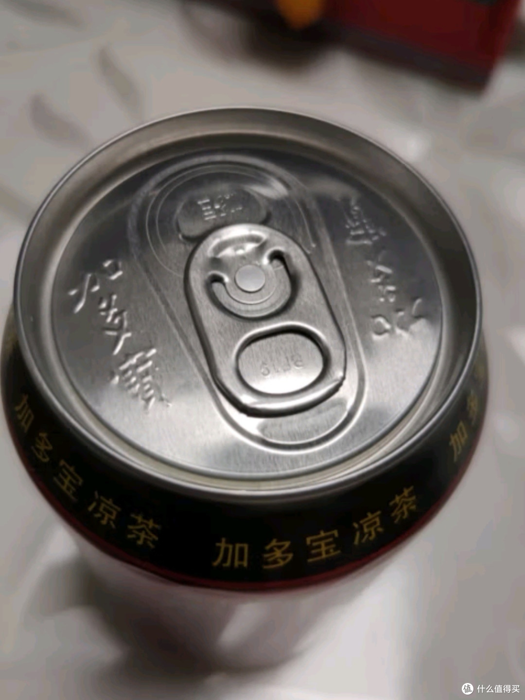 加多宝凉茶植物饮料:清爽解渴,健康相伴的饮品之选!