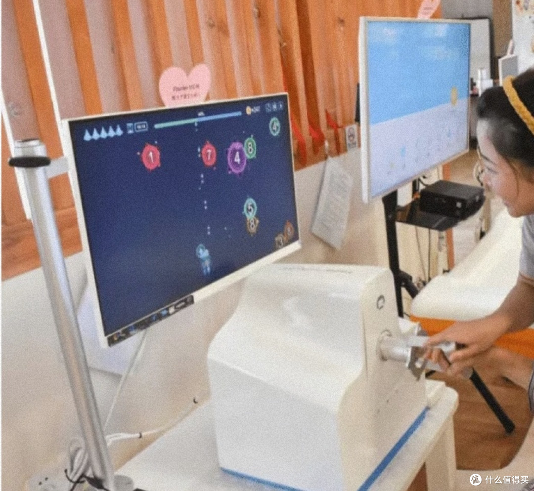 未来生活畅想：AI在教育、娱乐、工作中的创新应用