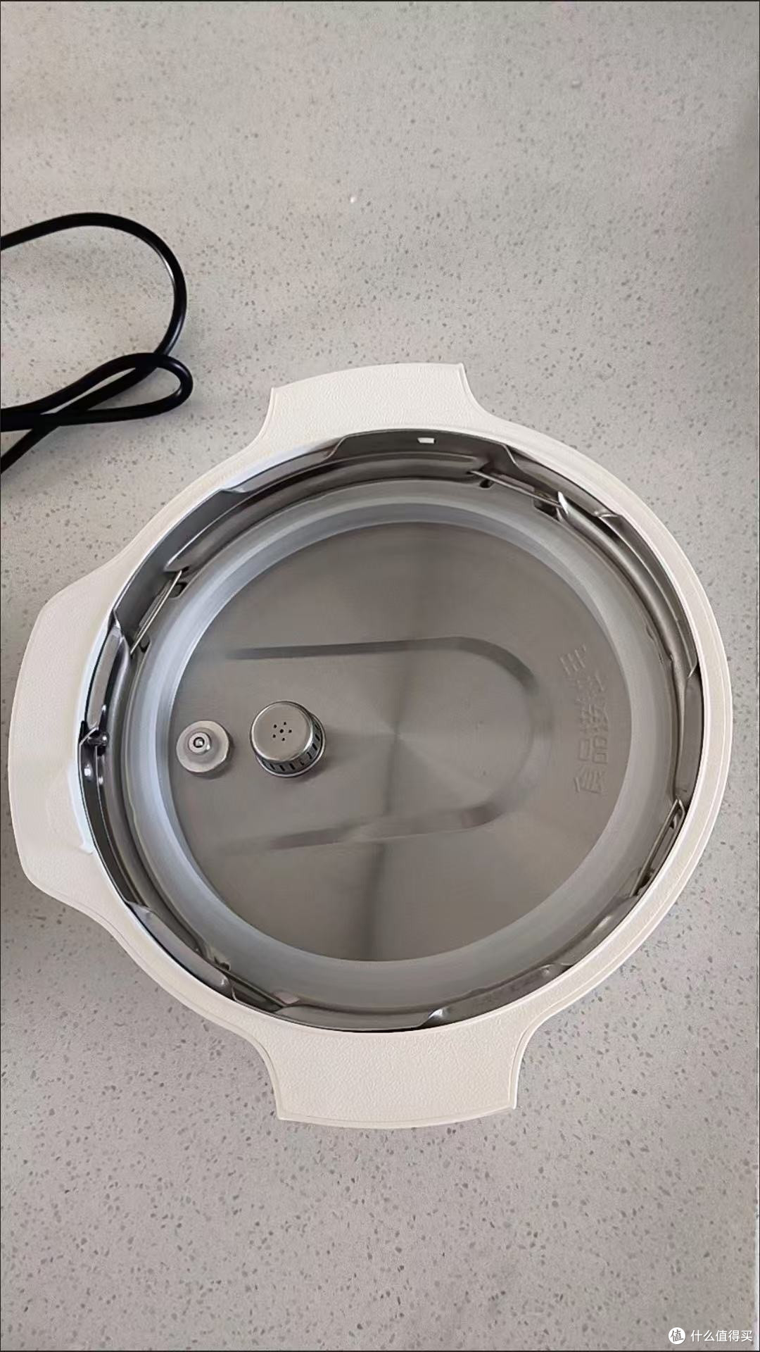 苏泊尔电压力锅4L:厨房全能小钢炮