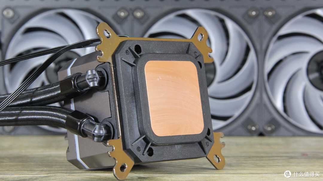 Zen5性价比神U+RTX5070硬派师!4K光追破百帧微星全家桶装机推荐