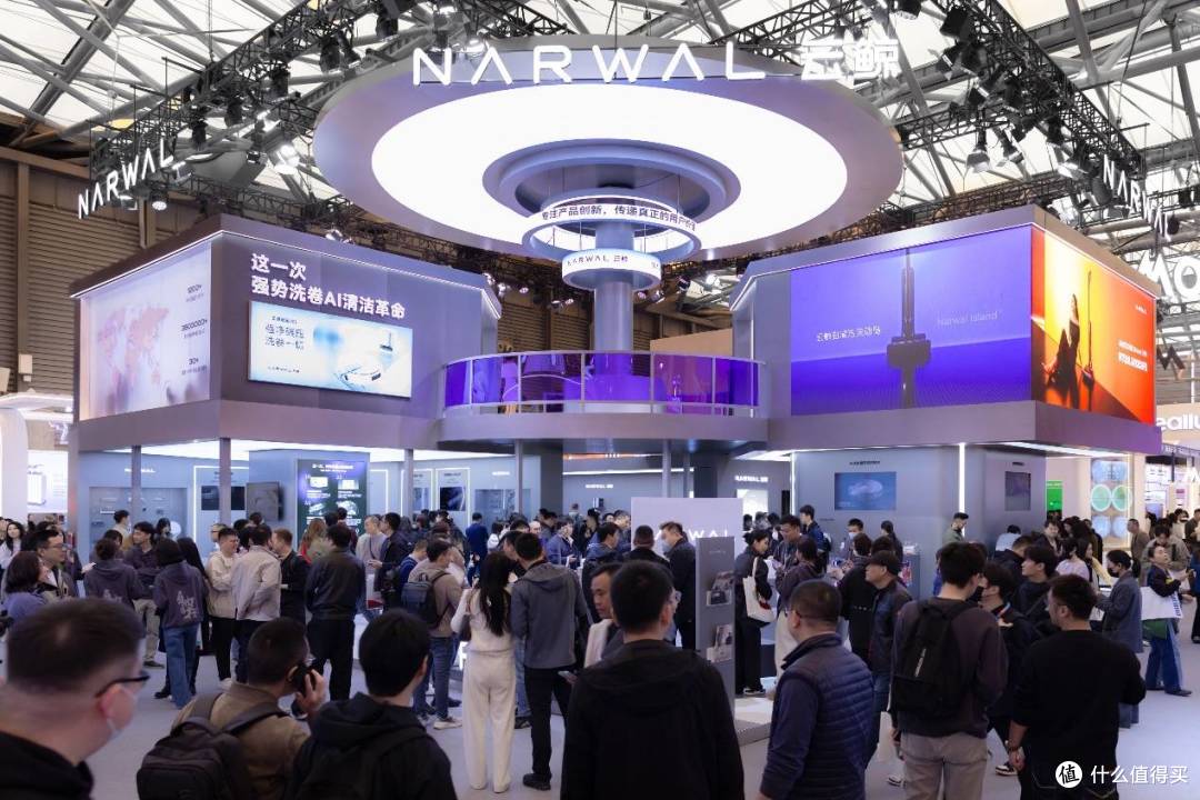 AWE2025“最靓的仔”,看云鲸智能如何用AI赋能家庭深度清洁革命
