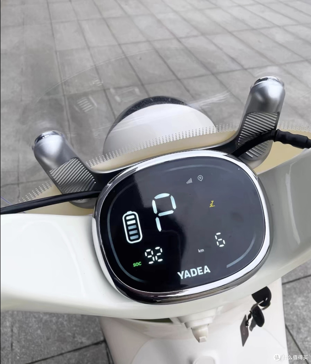 新一代雅迪Q50-M电动车性能解析