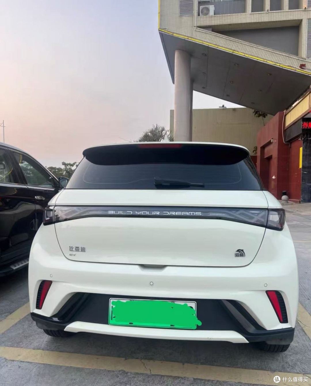 十万预算通勤首选:比亚迪海豚