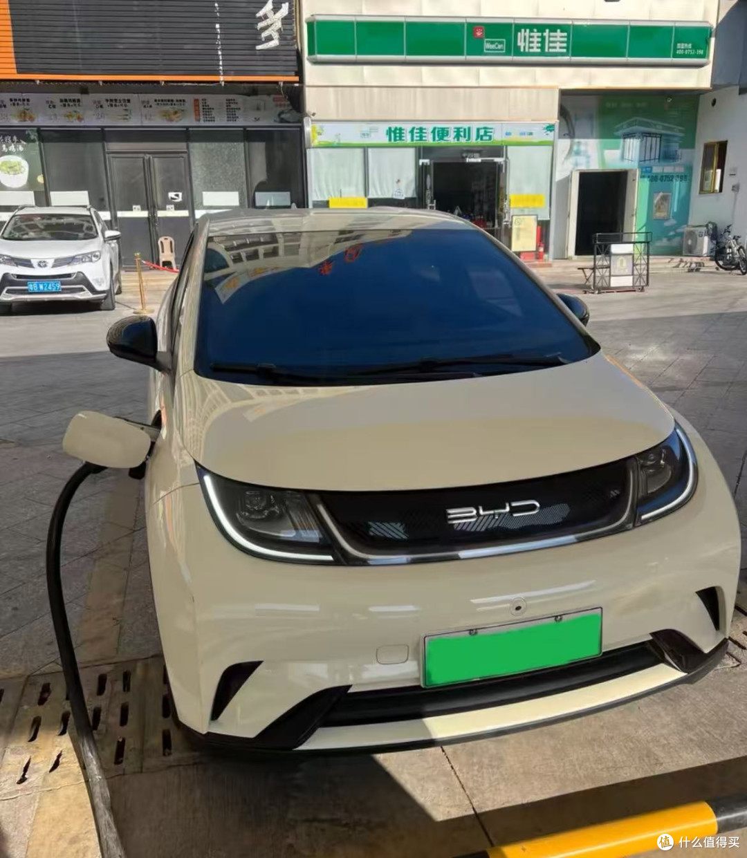 十万预算通勤首选:比亚迪海豚