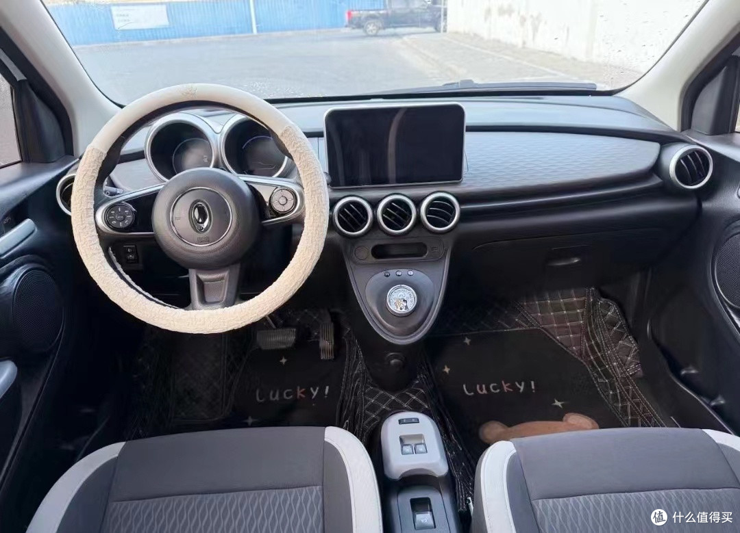 欧拉黑猫:城市通勤电车,续航与配置兼得!