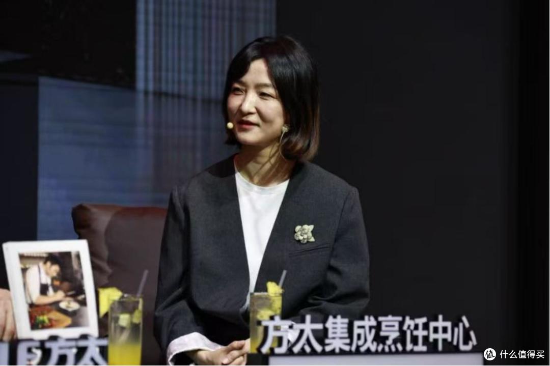 方太集成烹饪中心“高端厨房,中国方案”全新定位亮相AWE2025