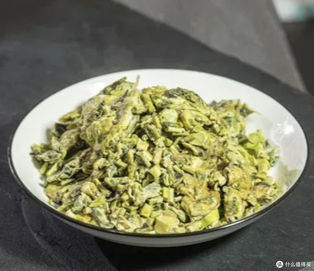 香椿炒鸡蛋,春天里最美味的美食。