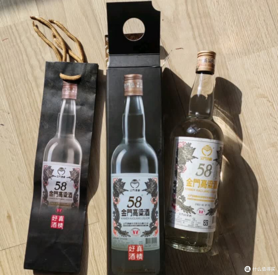 品味宝岛风味:金门高粱酒白金龙!
