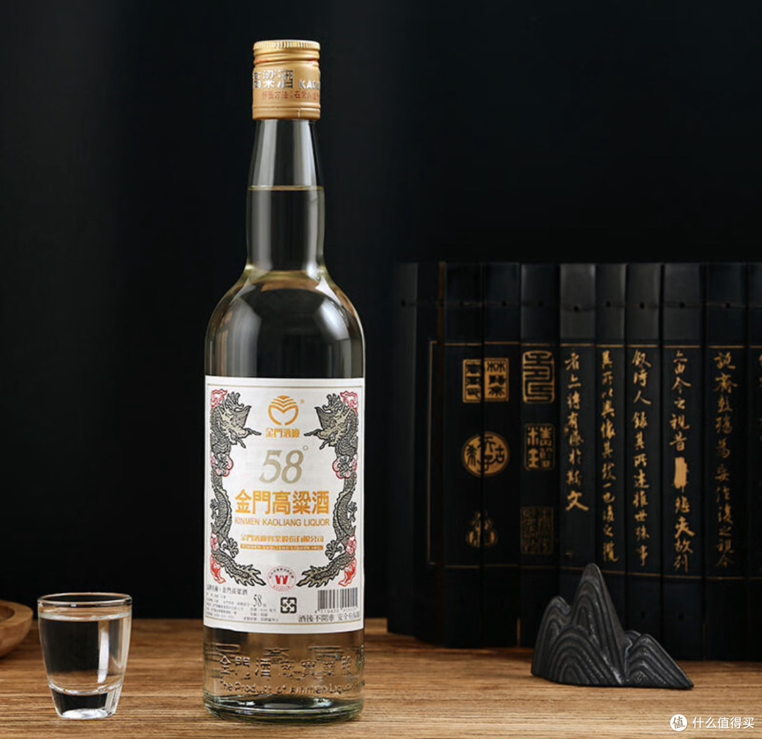 品味宝岛风味:金门高粱酒白金龙!