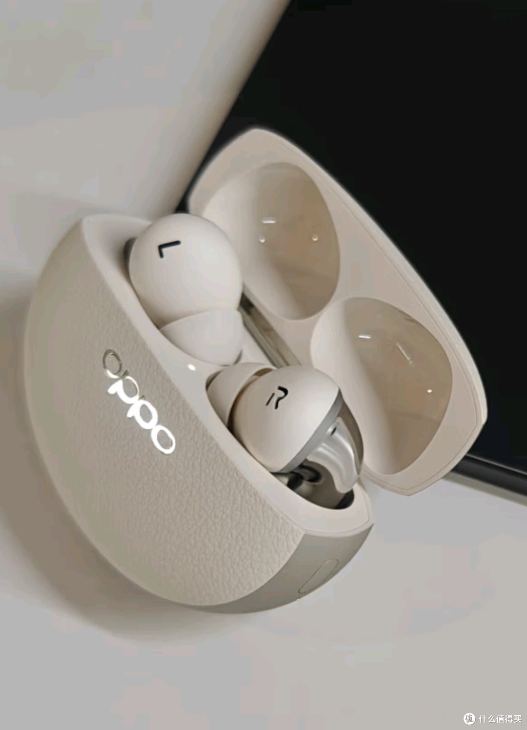 OPPO Enco Free4：开启智能聆听新境界