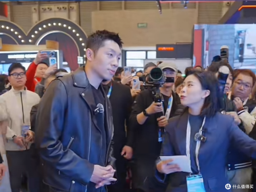 AWE2025盛会，周也、吴克群、许昕外还有哪些明星闪耀现场？