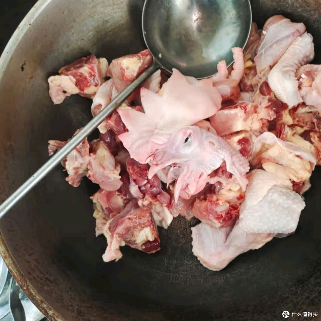 温氏供港乳鸽：冷冻保鲜下的鸽子肉与鸽子汤，味蕾的极致诱惑