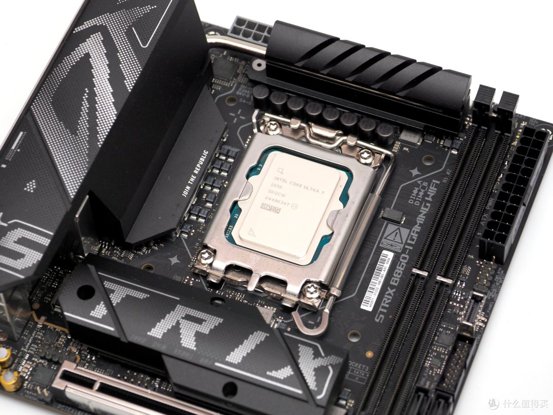 一提就走的视频工作站:U7 265K+B580,Intel现在代表生产力了!