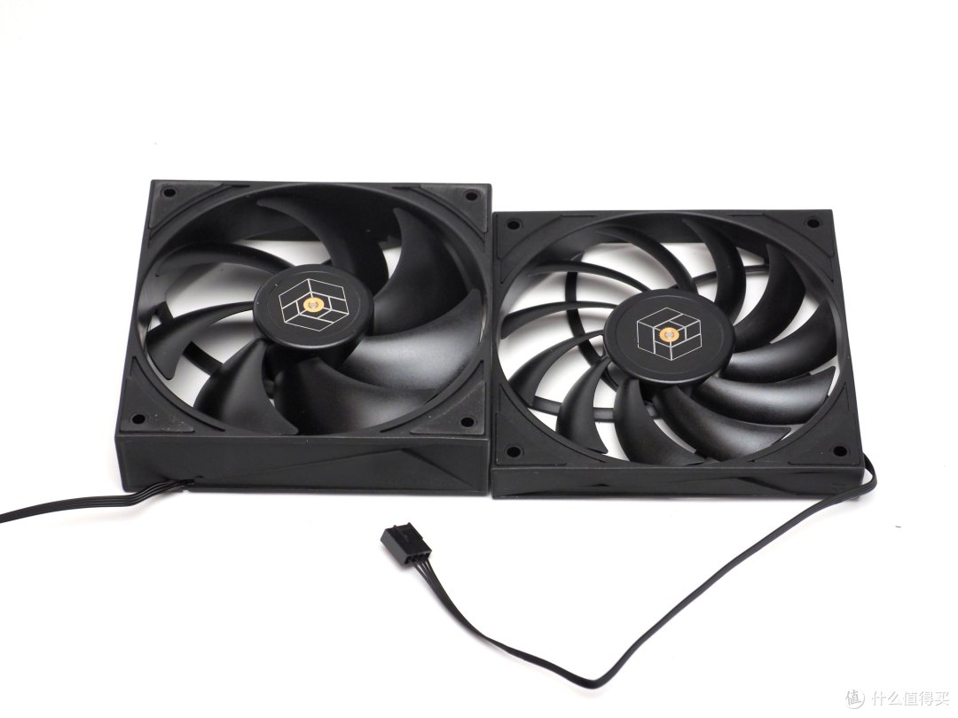 一提就走的视频工作站:U7 265K+B580,Intel现在代表生产力了!